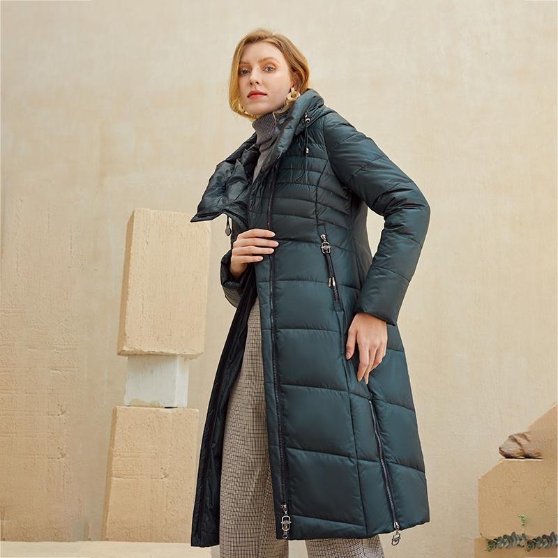 Ivory Ember™ - Warm Women Jacket With Elegant Parkas