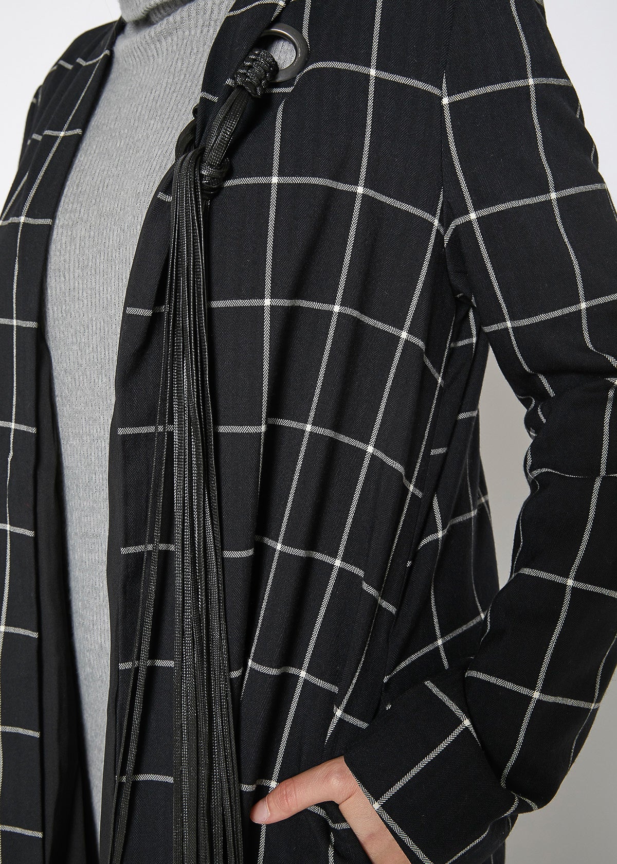 Linden Gray™ - Women's Minimalist Grid Longline Black Coat