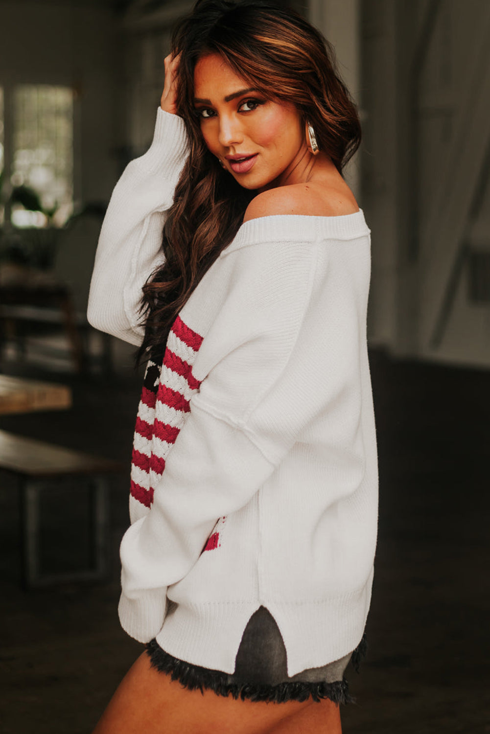 EasyVibe™ - Women's White American Flag Cable Knit Drop Shoulder Sweater