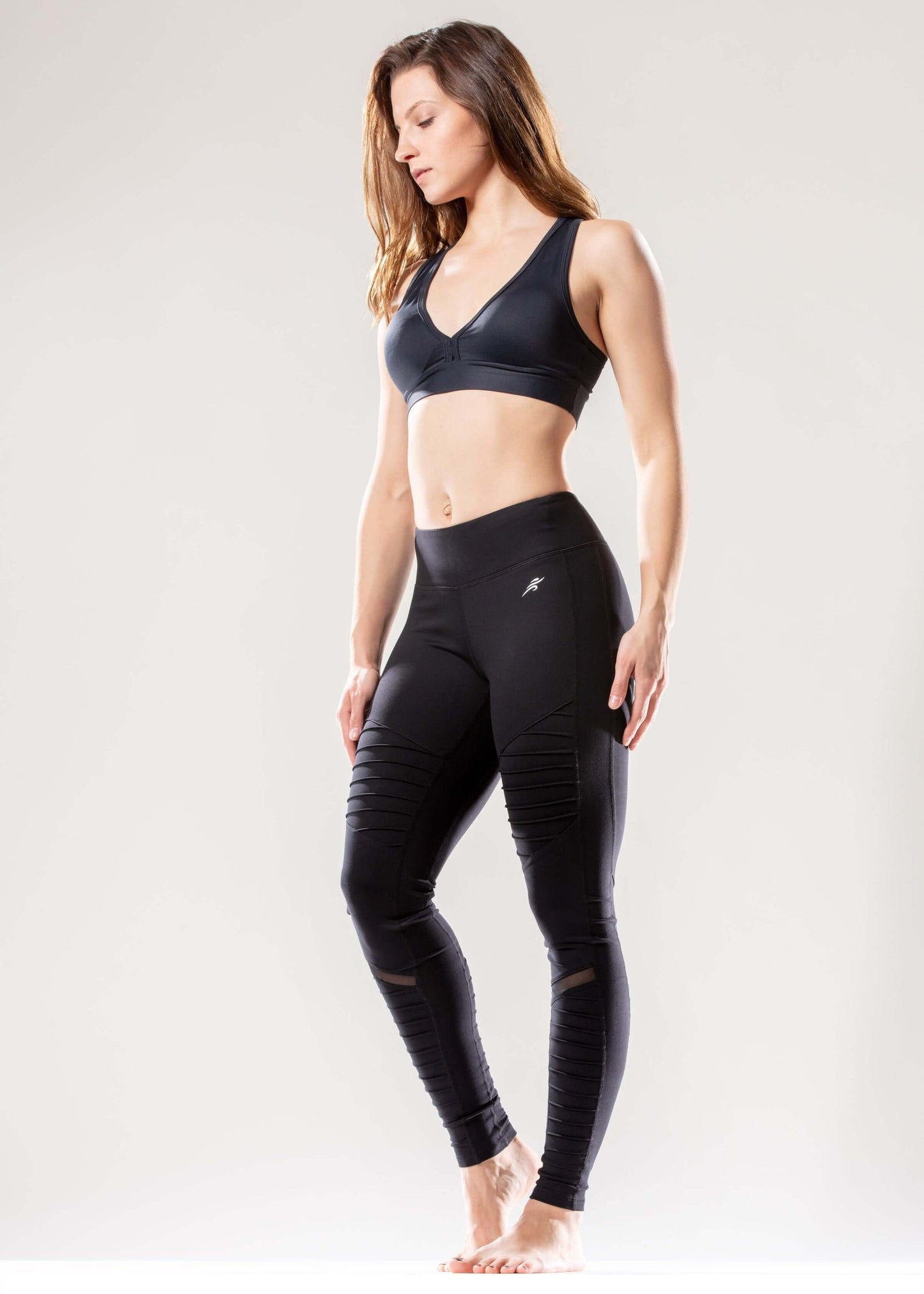 VitalFlow™ - Women's Low-Waisted Ribbed Leggings with Hidden Pocket & Mesh