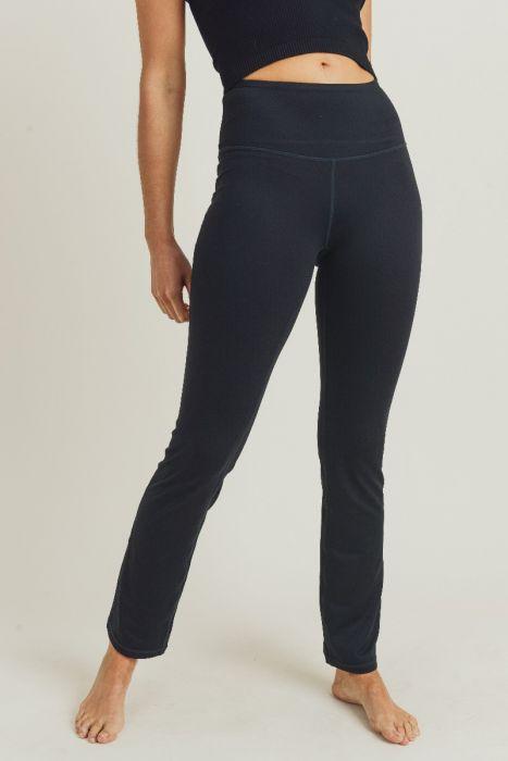 ActiveAura™ - Straight-Leg Essential Performance Leggings