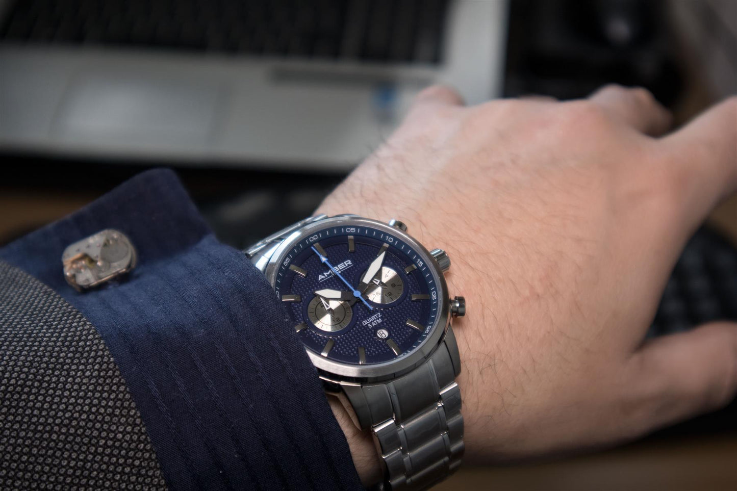 Amber Time™ - Men's Quartz Chronograph Watch with Stainless Steel Band