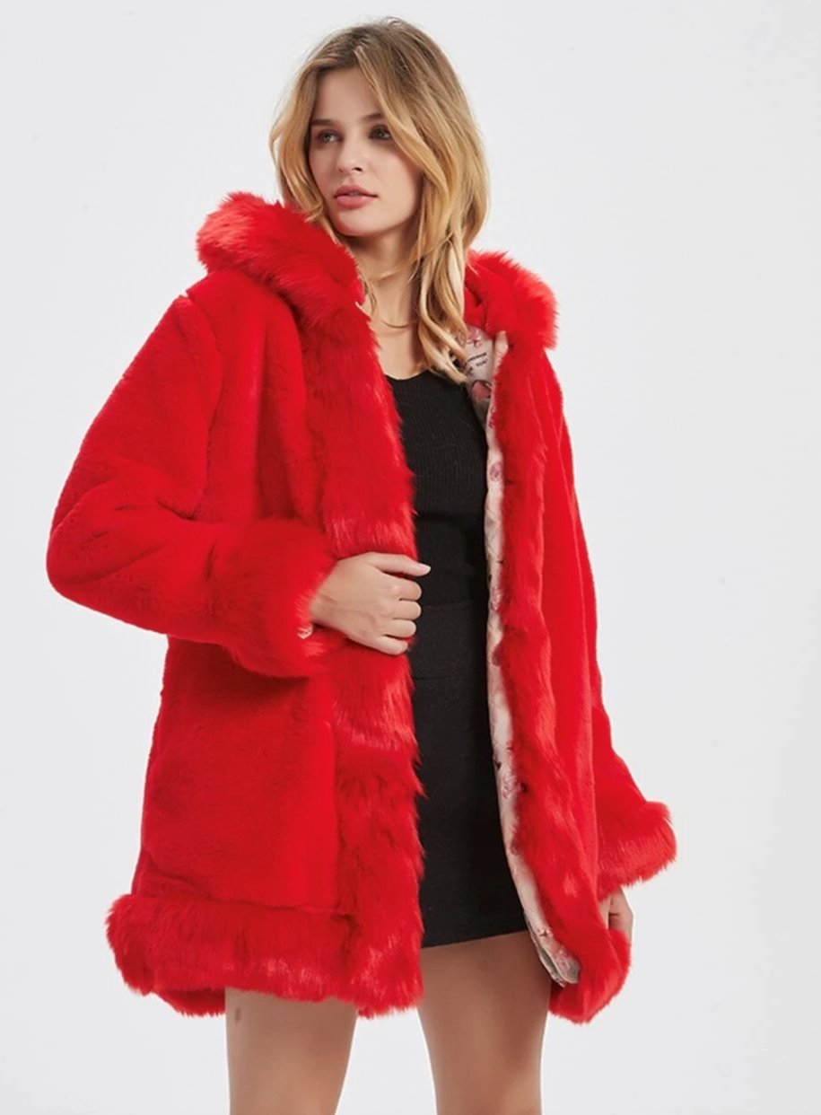 Ivory Ember™ - Women’s Hooded Faux Fur Collar Coat